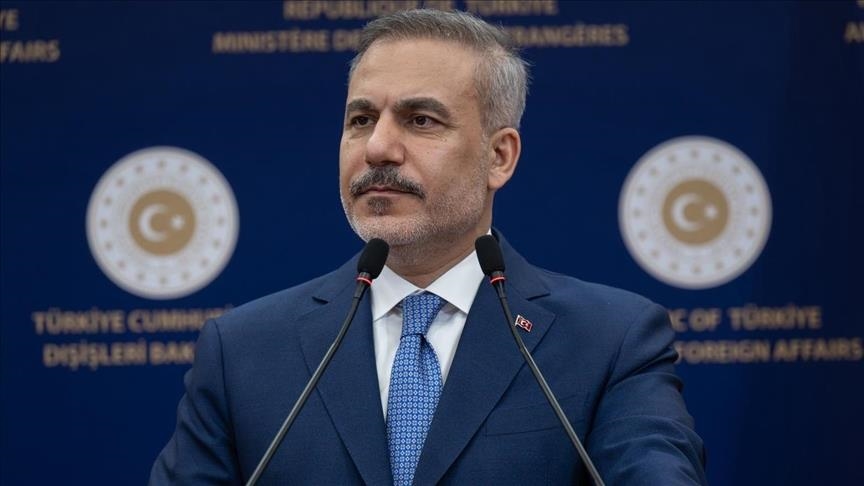  هاکان فیدان درباره توقف جنگ با مقامات ایران، آمریکا، مصر و اتحادیه اروپا گفت‌وگو کرد
