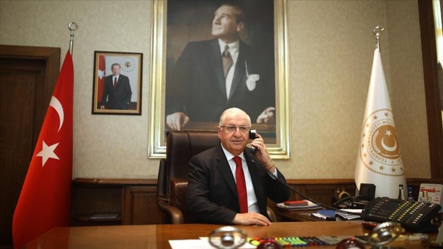  گفتگوی تلفنی وزیر دفاع ترکیه با سرپرست وزارت دفاع ایران