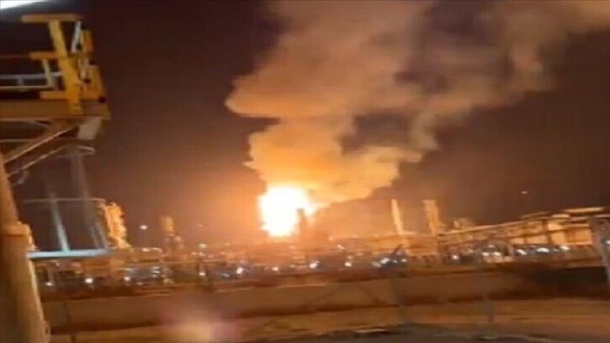 وقوع آتش‌سوزی در پالایشگاه نفتی کویت بر اثر حمله پهپادی