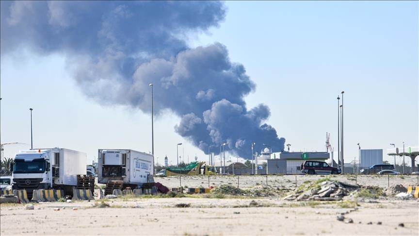  رایزنی ایران و عمان درباره تامین عبور ایمن از تنگه هرمز