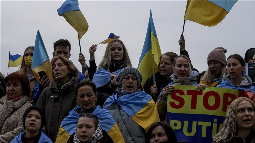 تجمع اوکراینی های ساکن استانبول در اعتراض به حمله روسیه