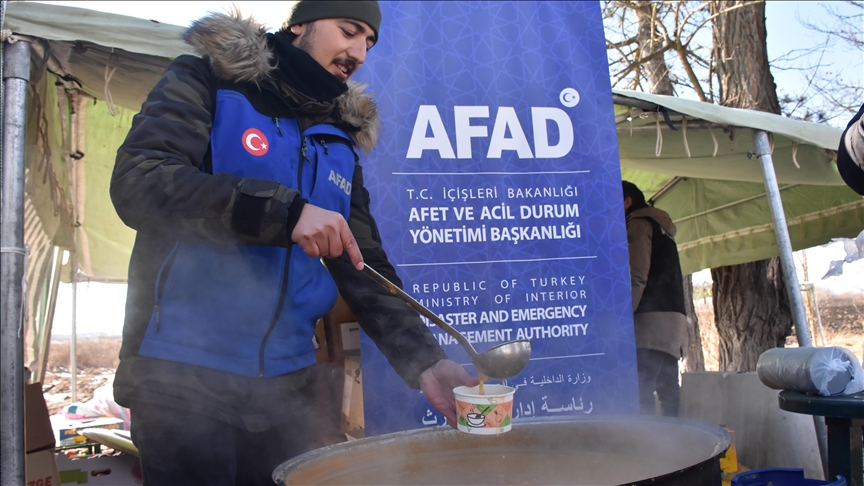  ترکیه میان جنگ زدگان اوکراینی غذای گرم توزیع کرد